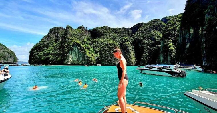 phuket-maya-bay-phi-phi-and-bamboo-island-full-day-trip