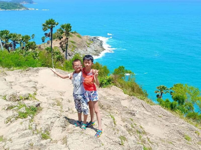 Phuket: Old Town, Chalong Temple, and Great Buddha Van Tour - Key Points