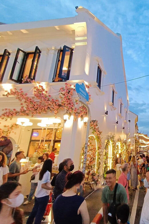 Phuket: Old Town, Chalong Temple, and Great Buddha Van Tour - The Charm of Old Phuket Town