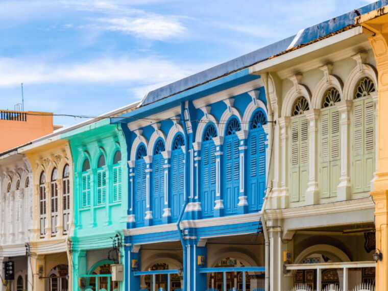phuket-old-town-morning-street-art-walking-tour-with-lunch