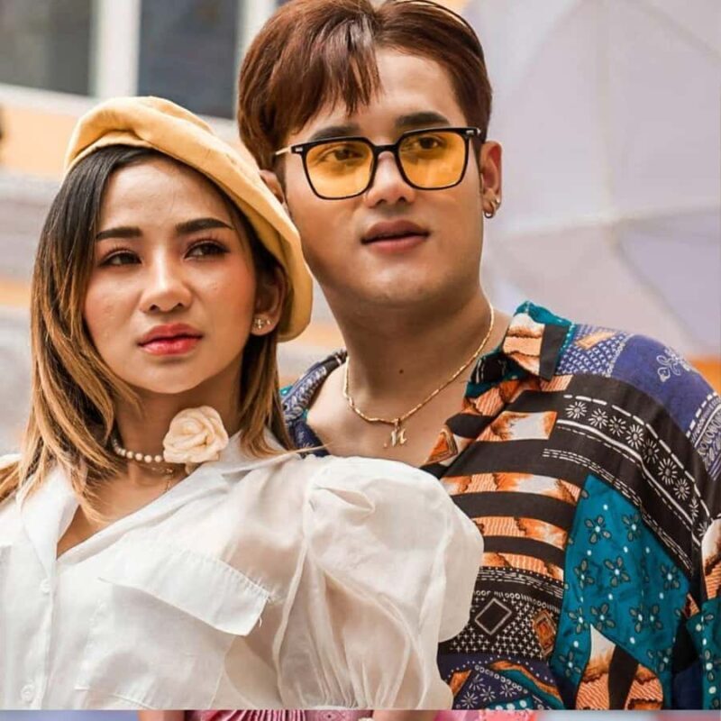 Phuket: Old Town Photo Tour with Professional Photographer - Exploring Phuket Old Town Through the Lens