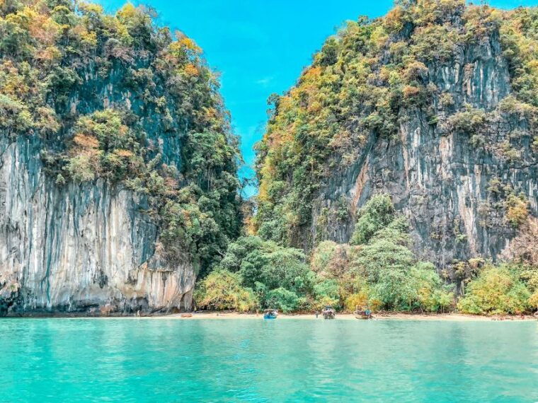 phuket-phang-nga-bay-bioluminescent-plankton-and-sea-canoes