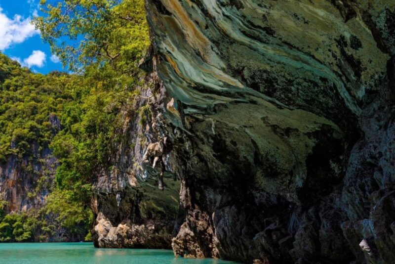 phuket-phang-nga-bay-james-bond-islands-by-speed-catamaran