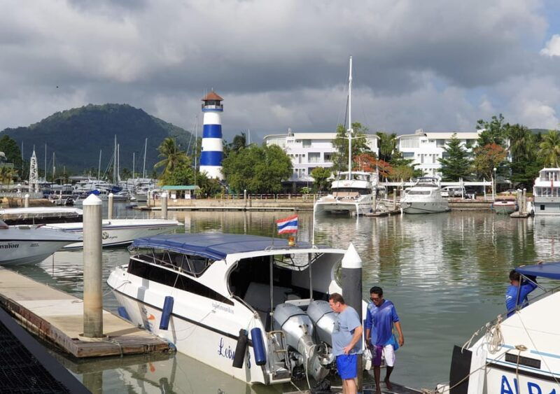 phuket-phang-nga-bay-trip-to-hong-panakjames-bond-island
