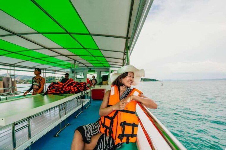 phuket-phang-nga-bay-twilight-kayaking-tour-with-meals