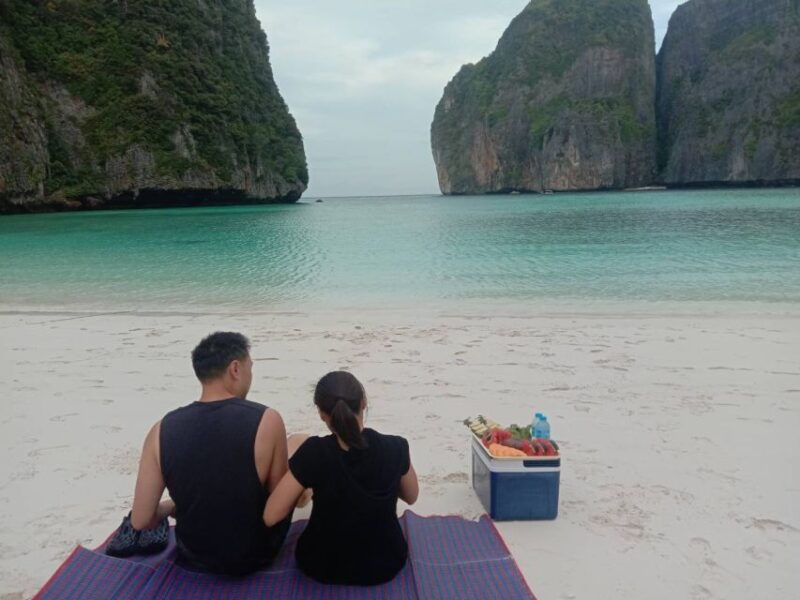 phuket-phi-phi-island-sunrise-group-speedboat-tour