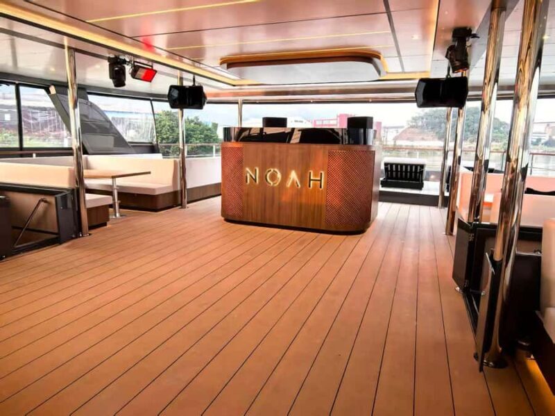 Phuket: Phi Phi Island Tour & Luxury Catamaran Party - An In-Depth Look at the Phi Phi Island Luxury Catamaran Tour