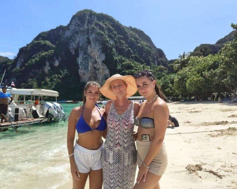 phuket-phi-phi-islands-and-maya-bay-day-trip-with-lunch-2