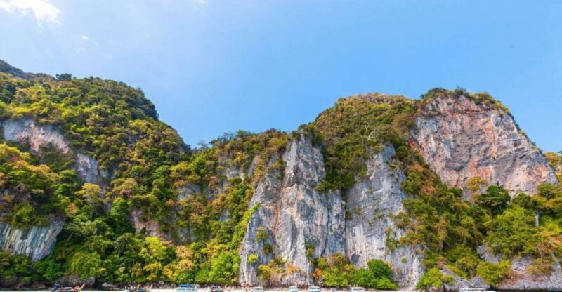 phuket-phi-phi-islands-and-maya-bay-day-trip-with-lunch