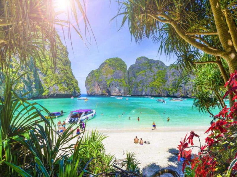 phuket-phi-phi-islands-bamboo-island-and-pileh-lagoon-trip