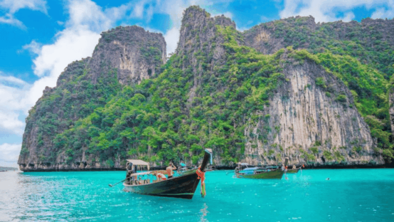 phuket-phi-phi-islands-bamboo-island-and-pileh-lagoon-trip