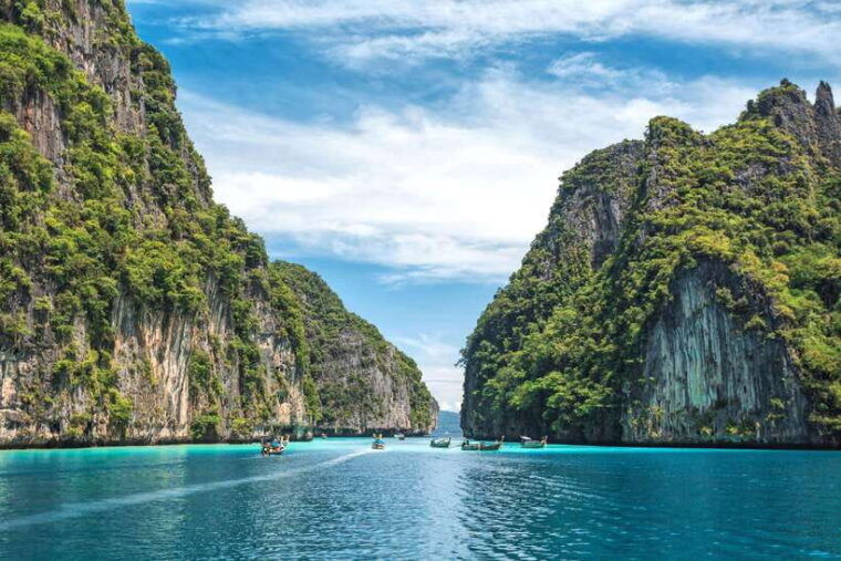 phuket-phi-phi-islands-khai-island-premium-day-tour