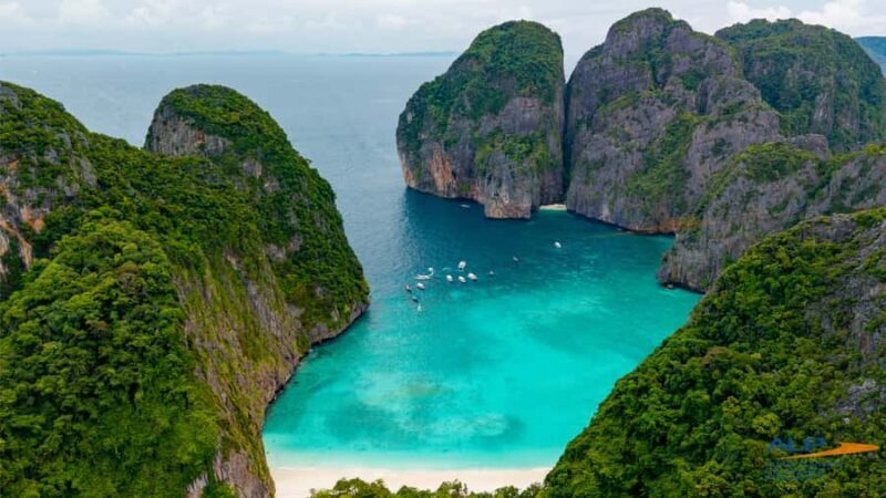 Phuket: Phi Phi Islands Premium Catamaran Tour Max 28 pax - The Price & Overall Value