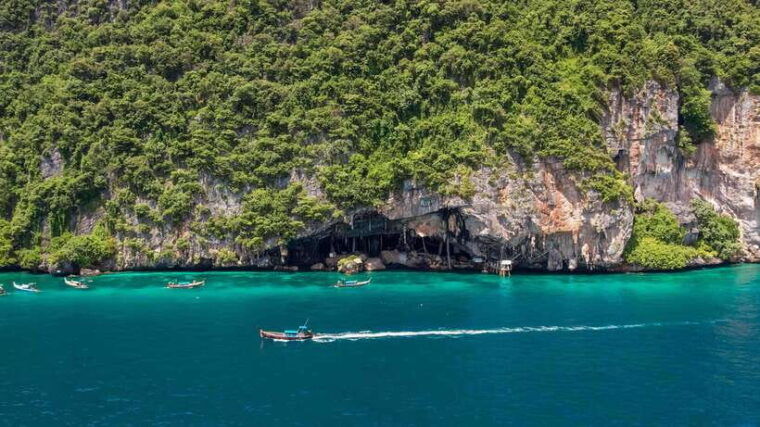 phuket-phi-phi-maya-bamboo-by-premium-speed-catamaran