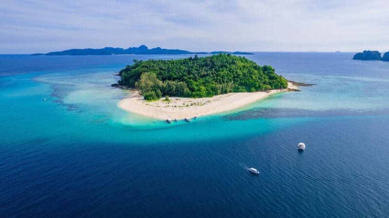 Phuket: Phi Phi Maya Bamboo Island By Speed Catamaran - Setting the Scene: How the Tour Works