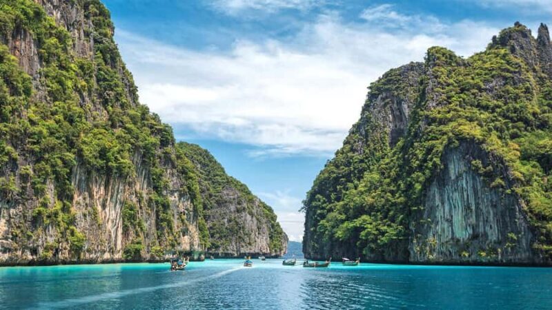 Phuket: Phi Phi, Maya Bay, and Khai Nai Island Day Trip - Who Will Appreciate This Tour?