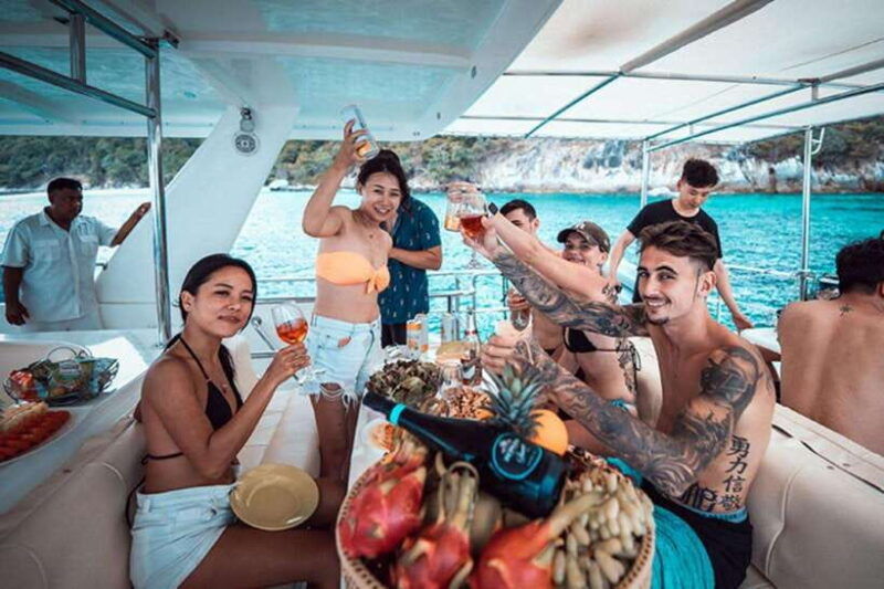 phuket-phi-phi-maya-maithon-luxury-catamaran-tour