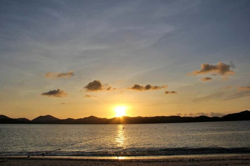 Phuket: Phi Phi Sunrise Boat Tour to Bamboo and Khai Island - Key Points