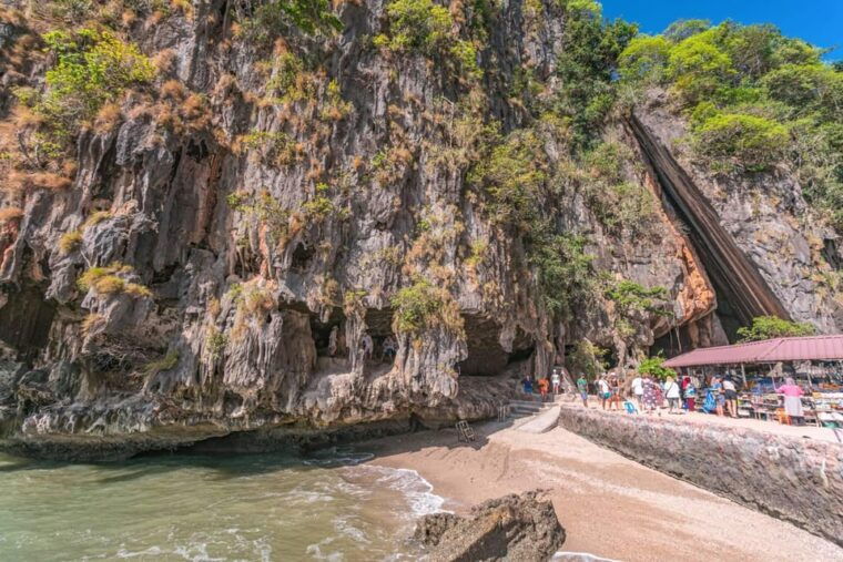phuket-premium-day-trip-to-james-bond-naka-island