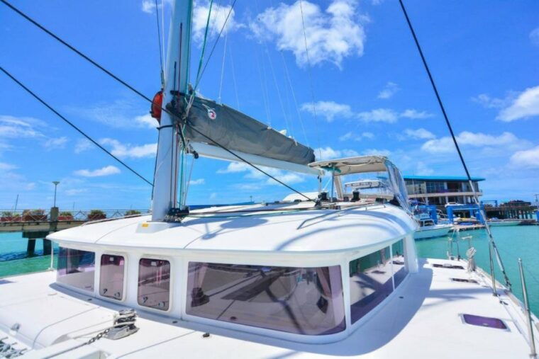 phuket-private-catamaran-cruise-to-maiton-and-coral-islands