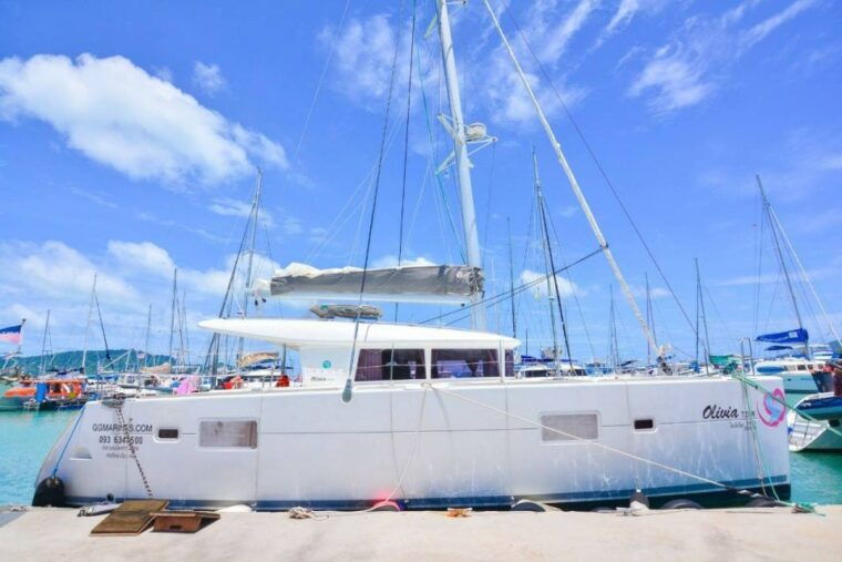 phuket-private-catamaran-cruise-to-maiton-and-coral-islands