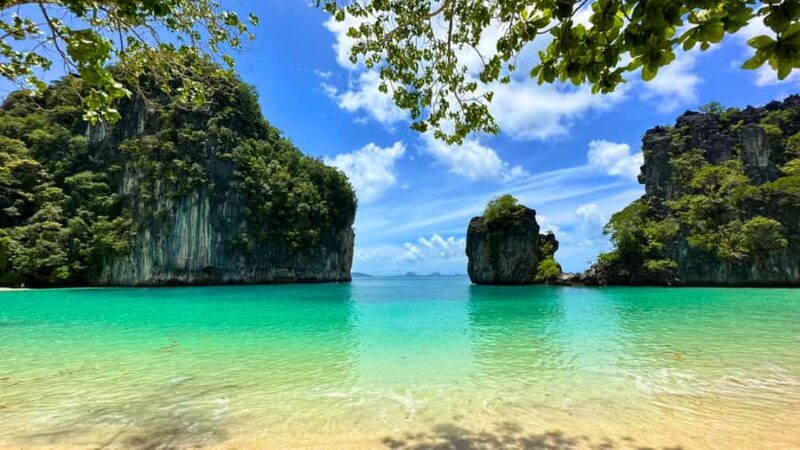 Phuket: Private Hong Island Speedboat Charter Tour - Key Points