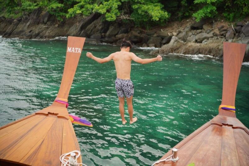 phuket-private-luxury-long-tail-boat-coral-promthep-cape