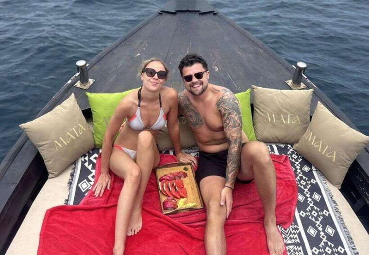 phuket-private-luxury-long-tail-boat-to-raya-and-coral