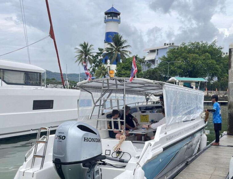 phuket-private-speed-boat-to-maiton-and-khai-islands
