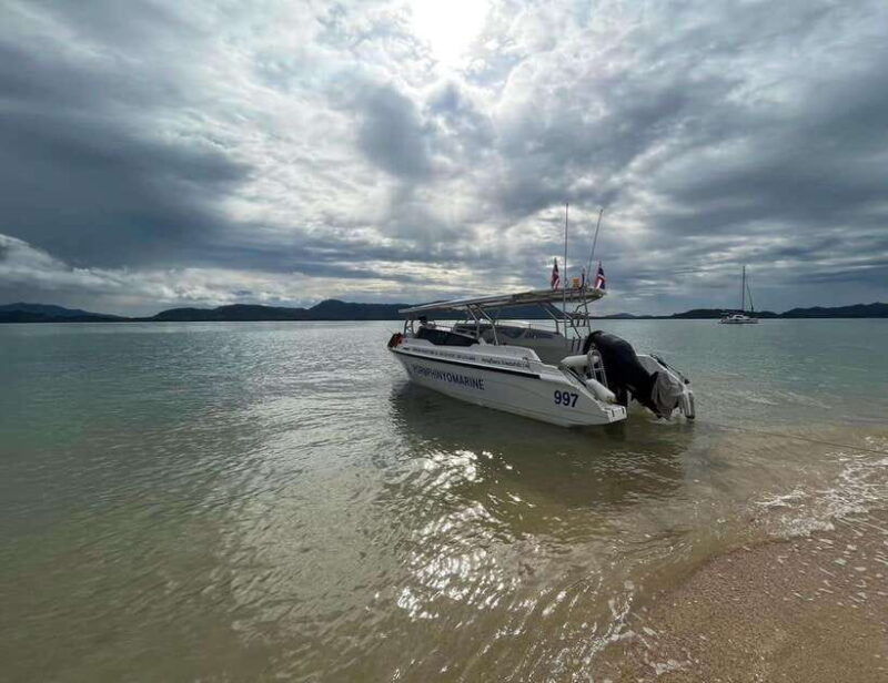 phuket-private-speedboat-charter-to-phi-phi-khai-islands