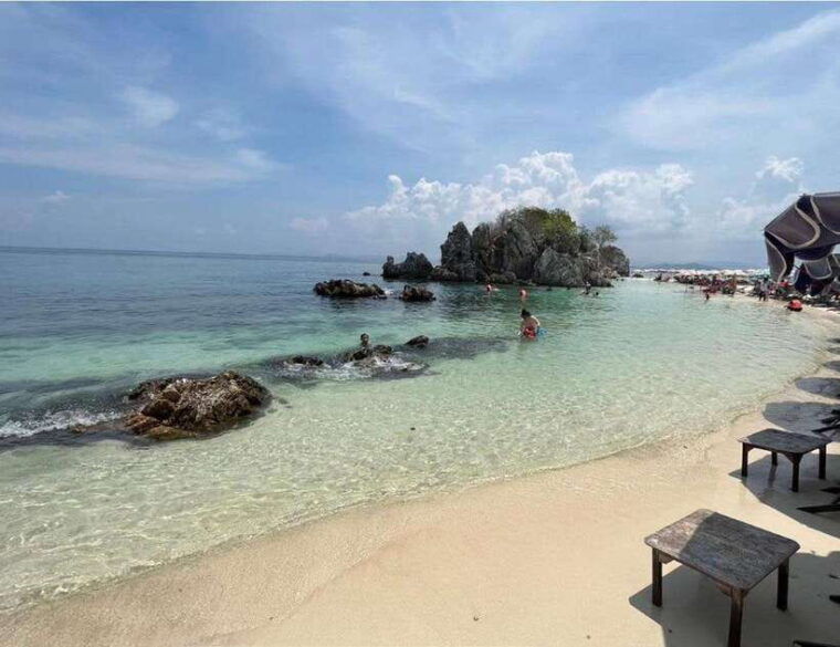 phuket-private-speedboat-charter-to-phi-phi-khai-islands