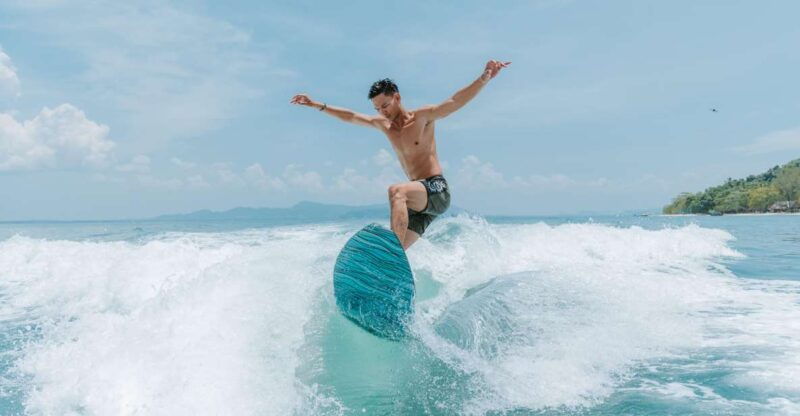 phuket-private-wakesurf-experience-by-malibu-boat
