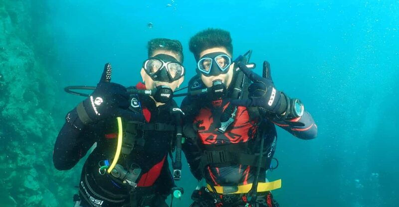 phuket-scuba-diving-day-trip-king-cruiser-shark-point-kdm