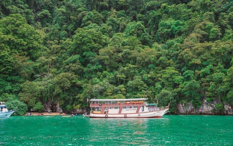 Phuket: Sunset Dinner in Phang Nga Bay by Big Boat - What We Love About This Tour