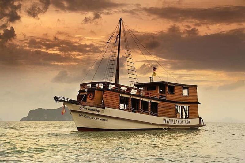 Phuket: Sunset Exclusive Evening Experience - An In-Depth Look at the Sunset Serenade Cruise