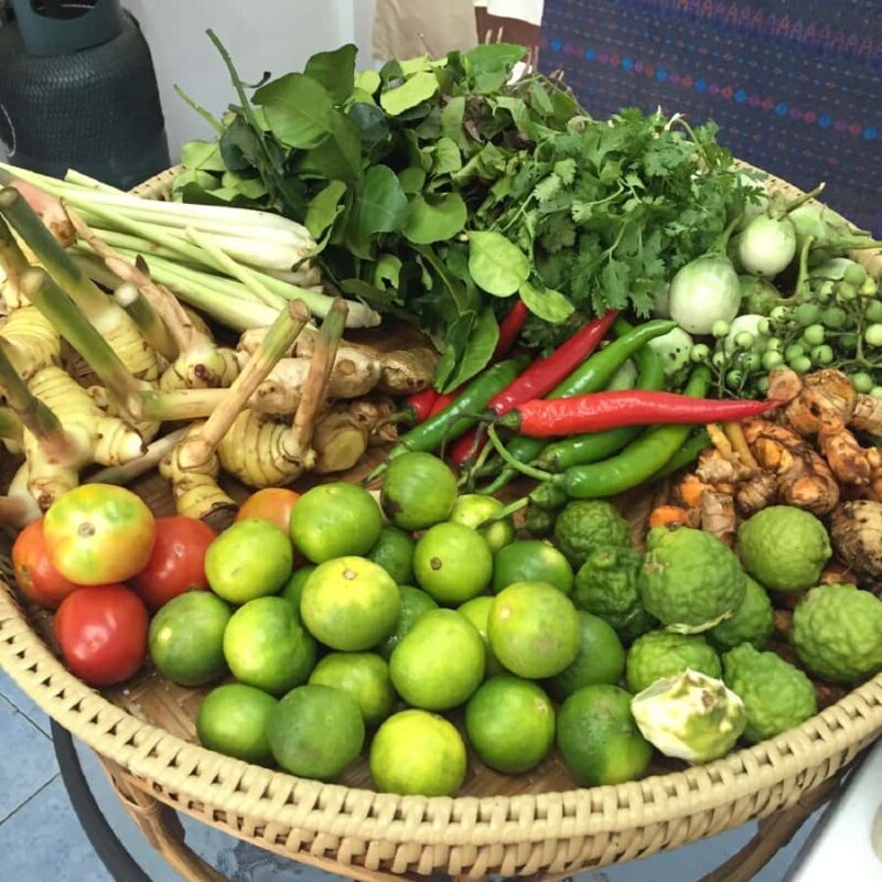 Phuket: Thai Cooking Class & Market Tour with Pickup - Why This Tour Works Well for You