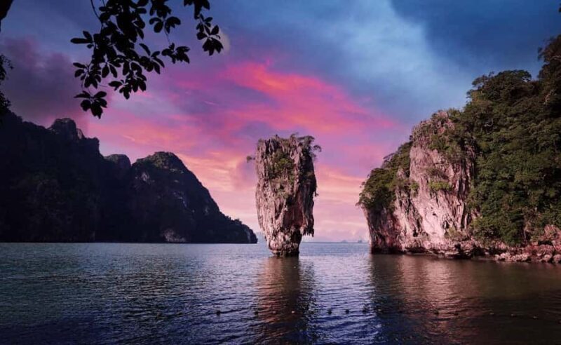 Phuket : Twilight Sea Canoe Tour with Glowing Plankton - An In-Depth Look at the Experience