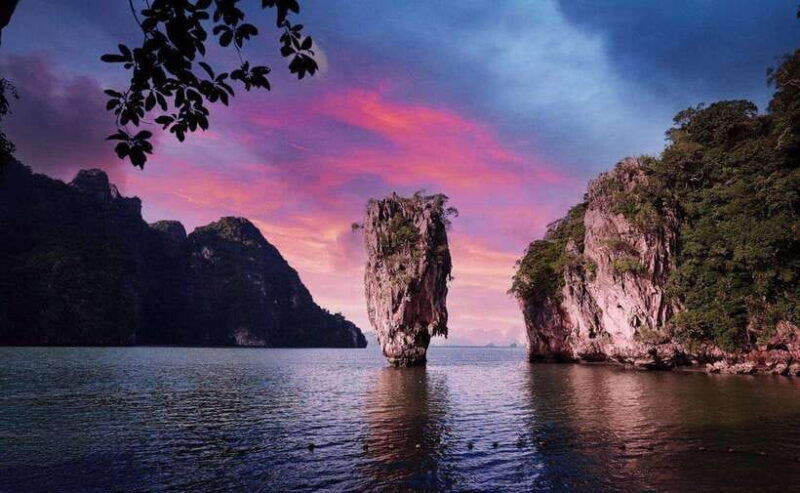 phuket-twilight-sea-canoe-tour-with-glowing-plankton