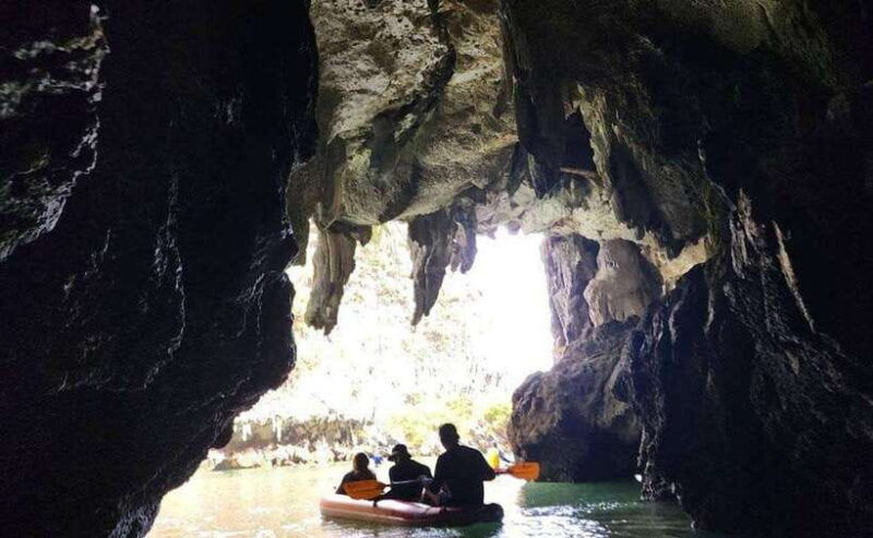 phuket-twilight-sea-canoe-tour-with-glowing-plankton