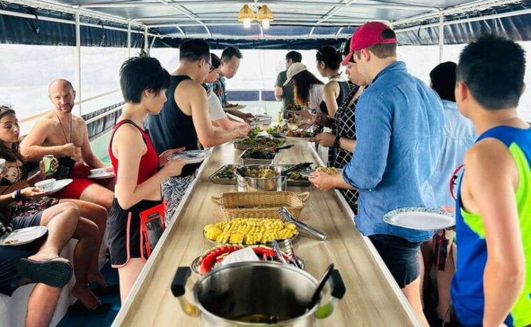 phuket-twilight-sea-canoe-tour-with-glowing-plankton