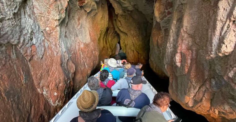 piana-cove-cruise-swimming-boat-for-12-people