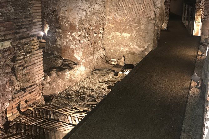 piazza-navona-underground-stadium-of-domitian-exclusive-tour-limited-entrance