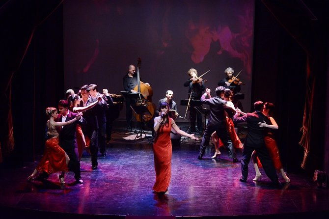 piazzolla-tango-show-and-dinner-in-buenos-aires