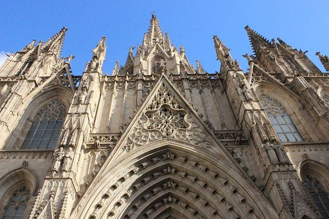 picasso-museum-private-walking-tour-of-born-or-gothic-quarter-2
