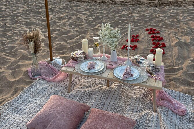 picnic-on-the-beach-in-maui