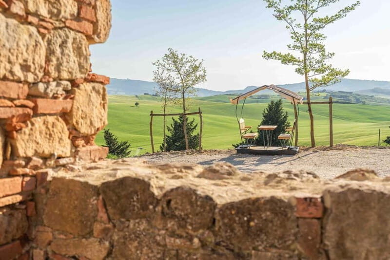 Pienza: guided tasting of Orcia DOC wine and organic EVO oil - Key Points  