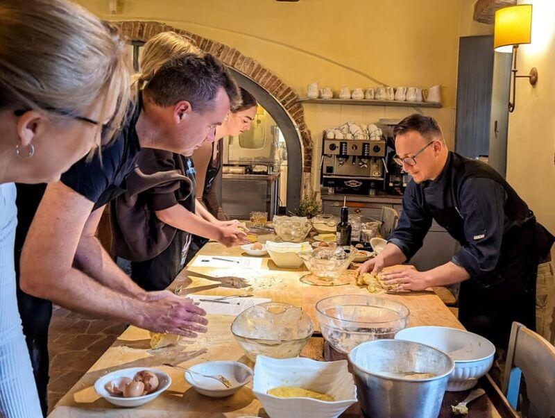 pienza-tuscan-cooking-class-of-homemade-pastas-and-cantucci
