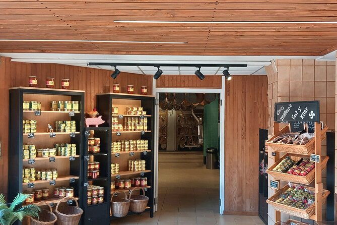 pierre-ibaialde-guided-tour-ham-workshop-tasting