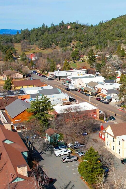 Pies & Pickaxes: A Historic Walking Tour of Julian, CA - Key Points
