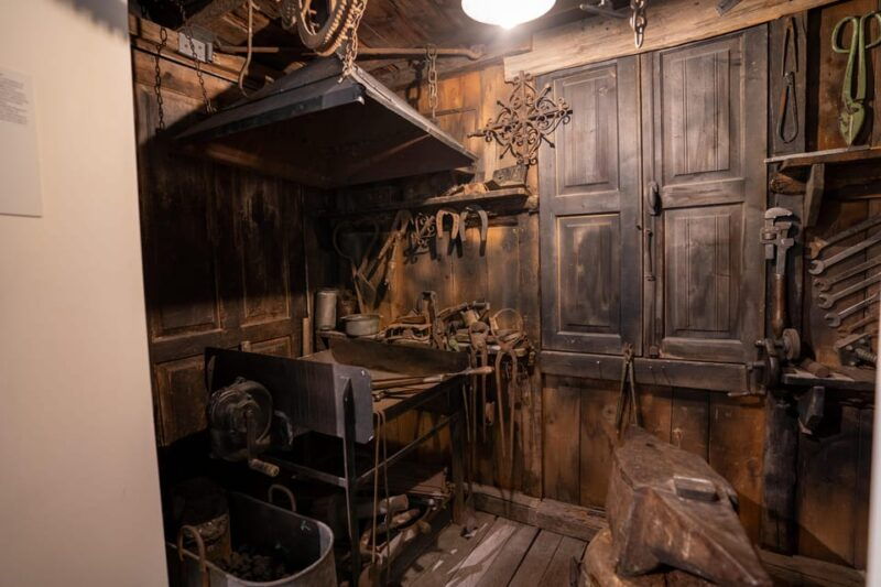 pieve-di-cadore-eyewear-museum-guided-tour
